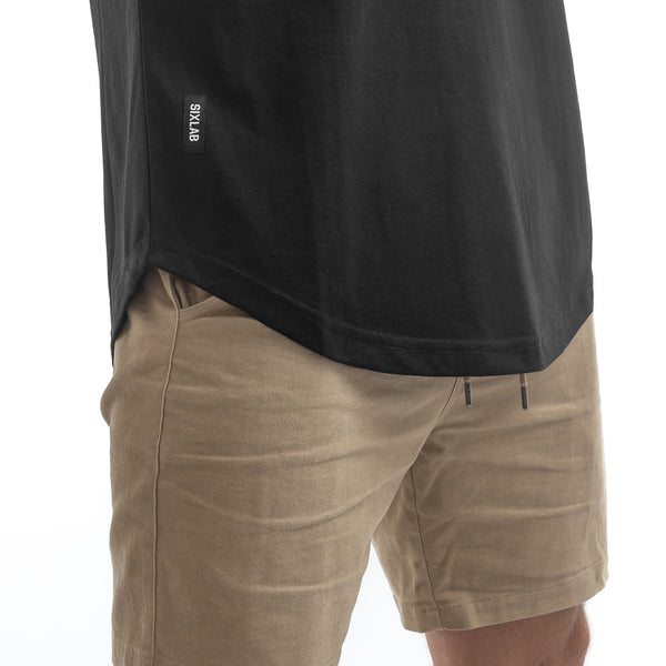 Round T-Shirt - black